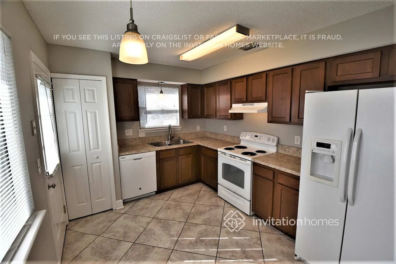 8478 Wessex Ct Jacksonville, FL 32244 — Photo 4
