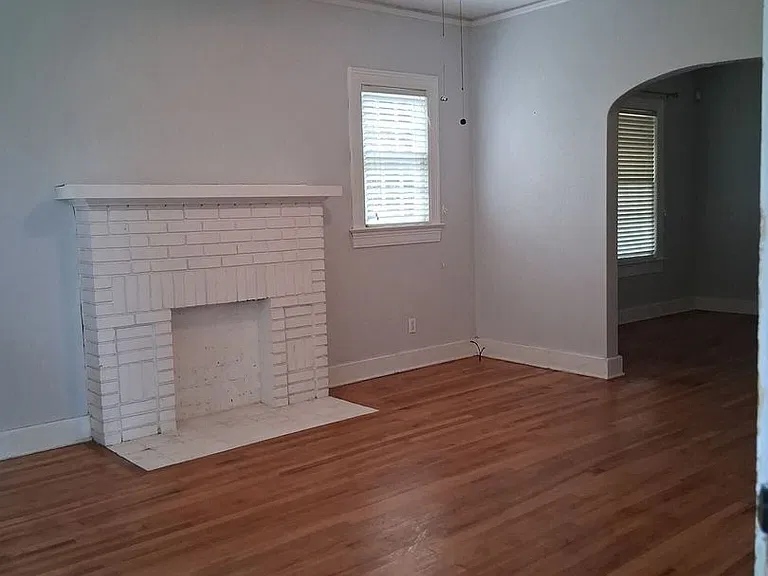 516 Hartfield St — Photo 2