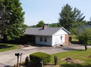 1406 Oak Ridge Rd, Corbin, KY 40701