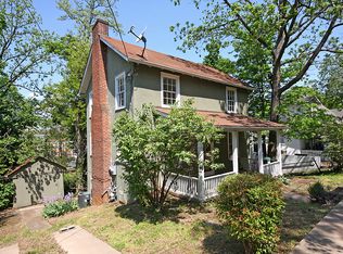 412 Altamont St #B, Charlottesville, VA 22902