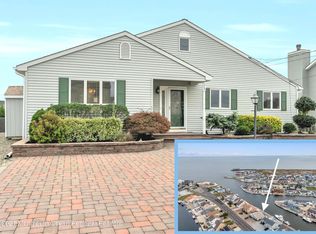 1015 Capstan Dr, Forked River, NJ