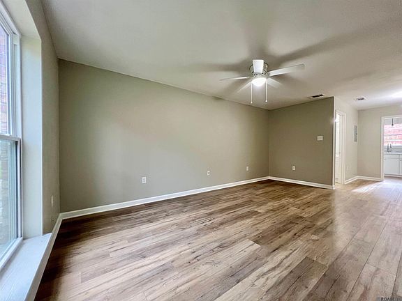 3rd image of 1684 Brightside Dr APT D