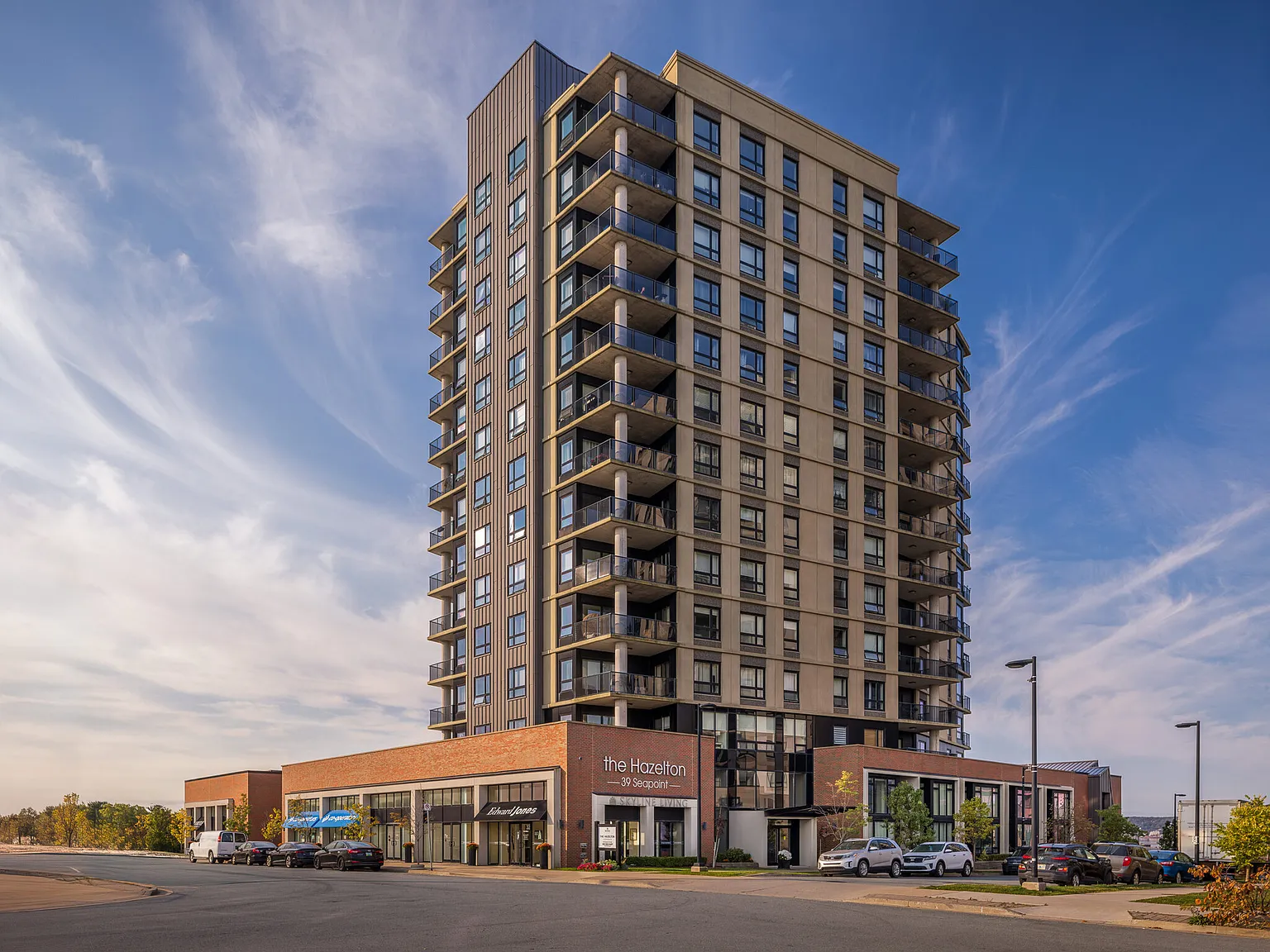 The Hazelton Apartments — Photo 3