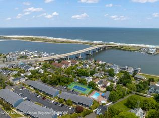 A6 Oceanview Ter, Highlands, NJ 07732
