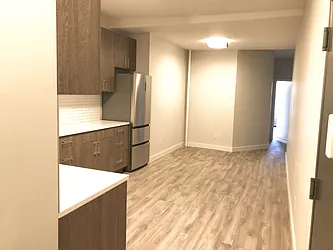Rented by Realty 2000 Associates Ltd