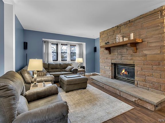 3rd image of 6889 Sand Hill Rd