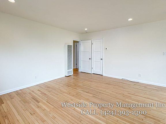 4th image of 740 Flower Ave #740