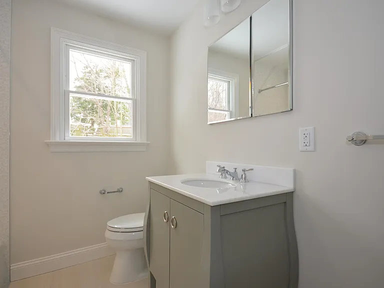 91 Maple St — Photo 24