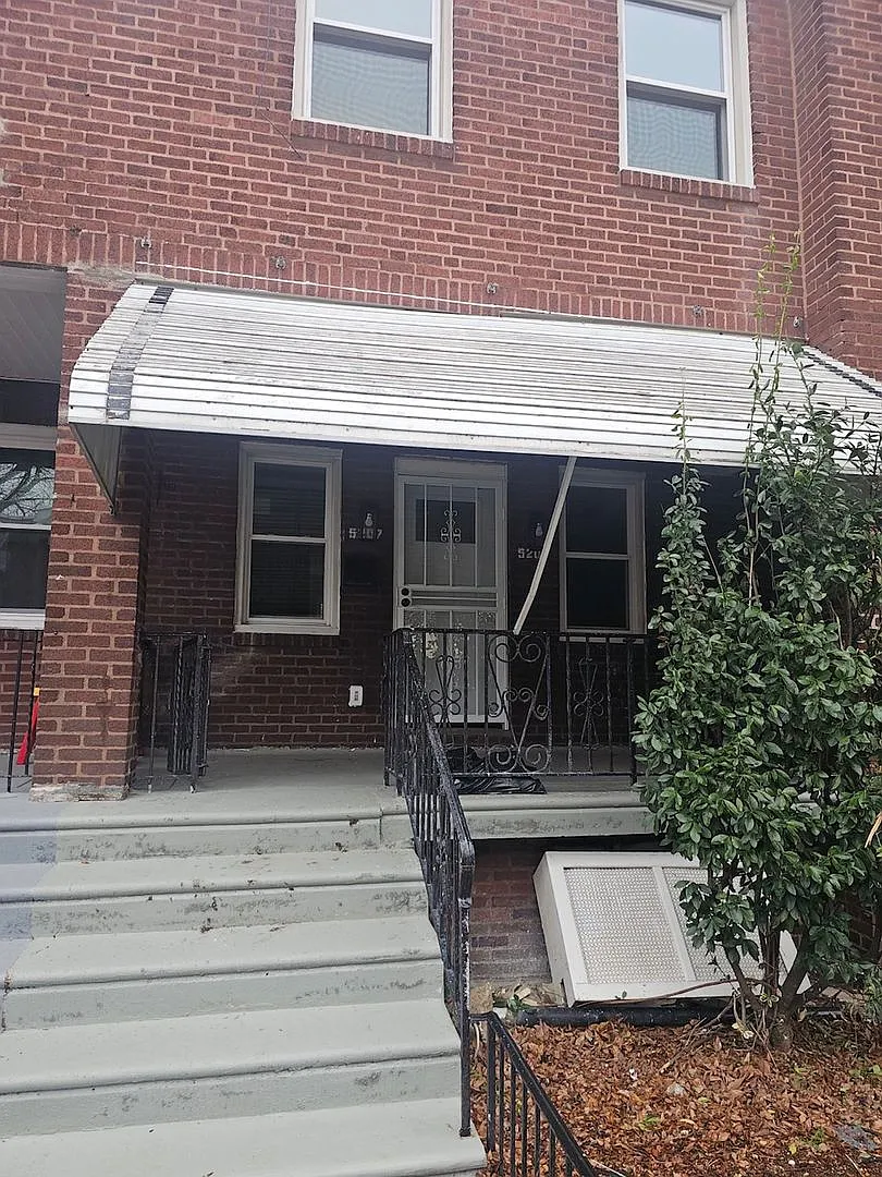 Stunning Remodel - Frankford — Photo 1