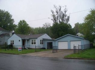 115 Kickapoo St, Leavenworth, KS 66048