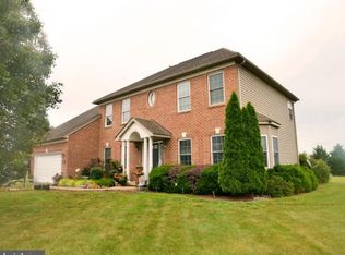 57 Chisholm Dr, Hedgesville, WV 25427