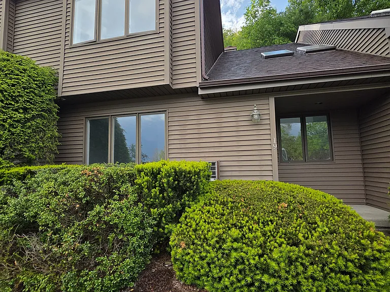 19 Twin Oaks #19 — Photo 1