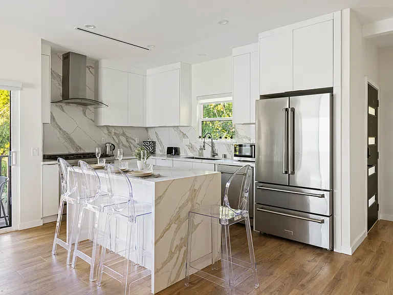 436 Cornell Dr — Photo 8