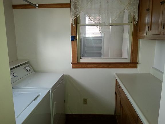 5th image of 30 Meade St