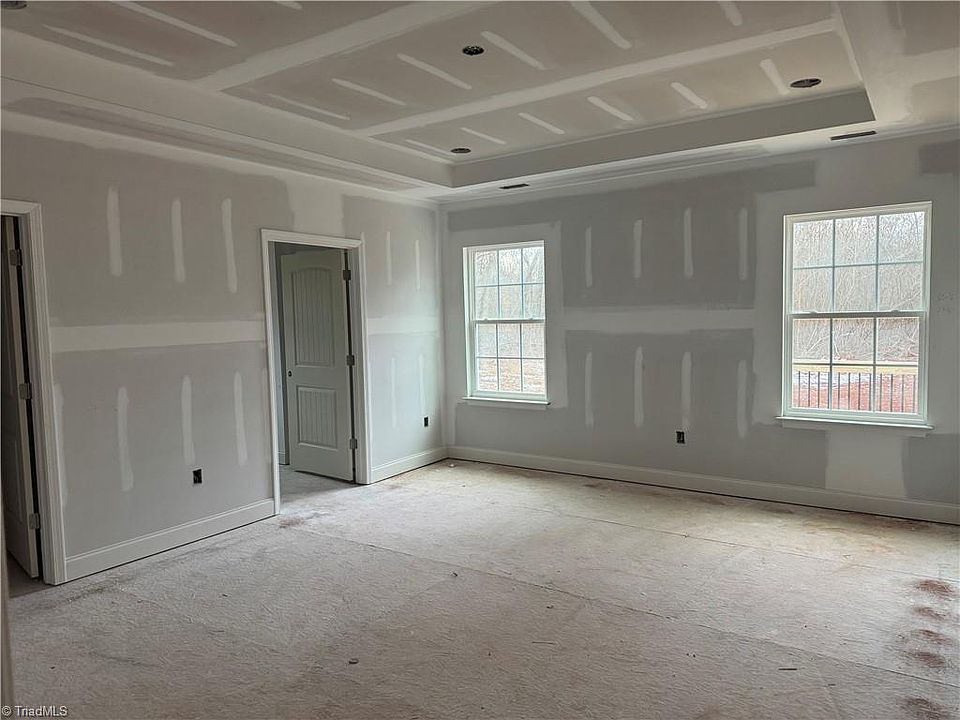 2nd image of 5399 Salem Woods Dr