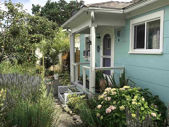 2nd image of 609 Yama St