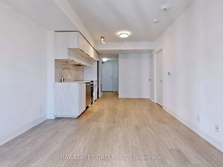 181 Dundas St E #4311 — Photo 10