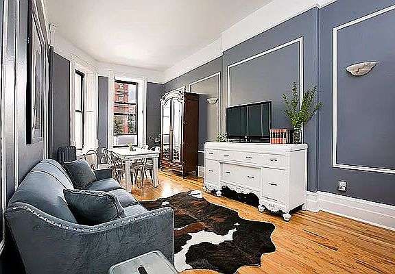 3rd image of 102 W 86th St APT 2F