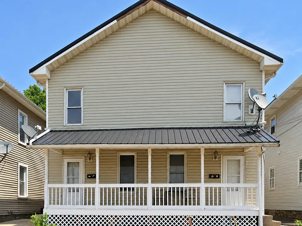 105-107 S Main St