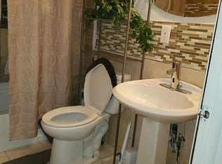 2238 W Rohr Ave, Milwaukee, WI 53209