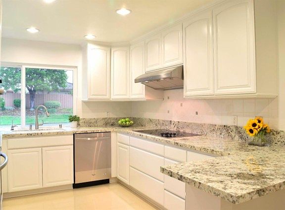 2nd image of 4175 Beachmeadow Ln