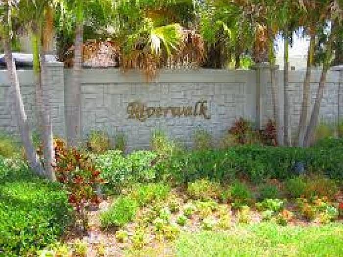 2nd image of 6207 Riverwalk Ln