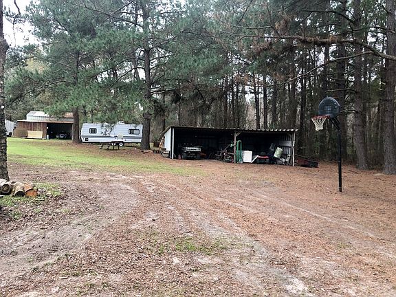 4th image of 407 Highland Cir