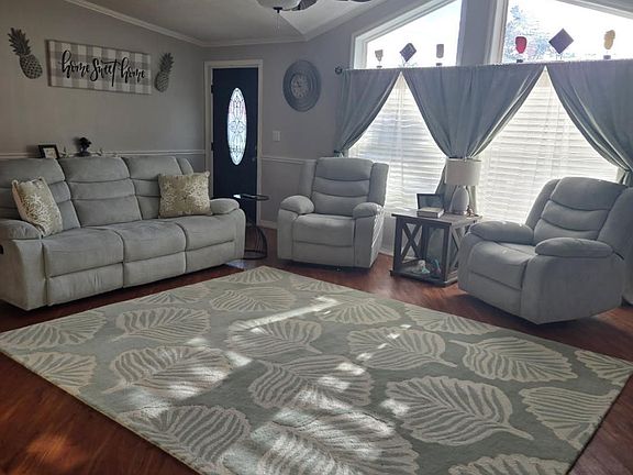 4th image of 9223 Basil St