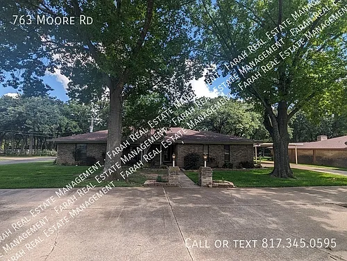 763 Moore Rd Photo 1