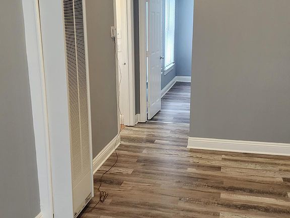 3rd image of 220 Elm Ave APT 202