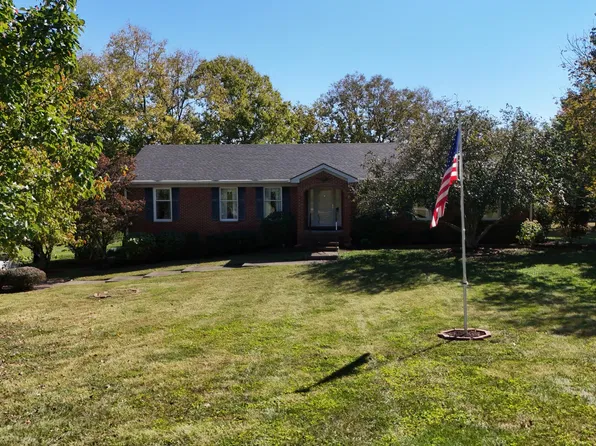 136 Lake Country Rd, Nicholasville, KY 40356