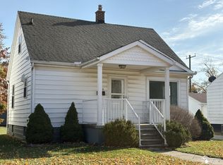 1108 Bentley Dr, Monroe, MI 48162