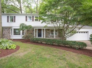 330 Overbrook Dr, Canfield, OH 44406