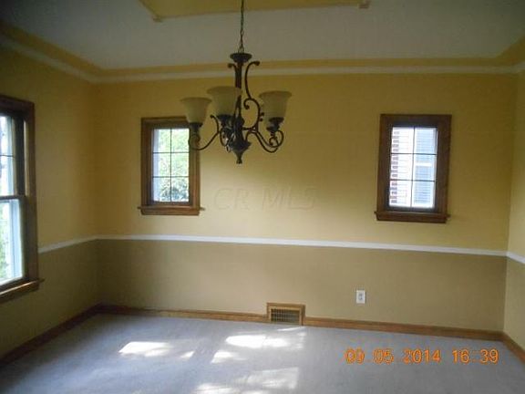 2nd image of 240 S Westmoor Ave