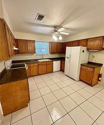 5th image of 71220 Shady Lake Dr