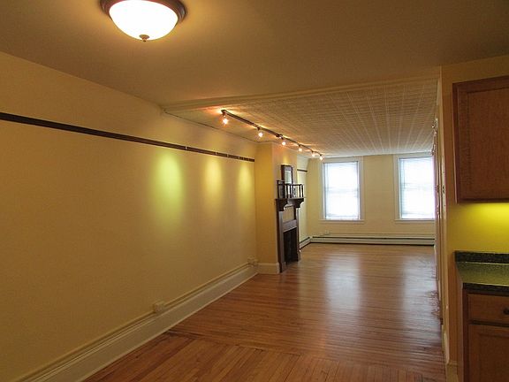 2nd image of 35 Broad St APT 6