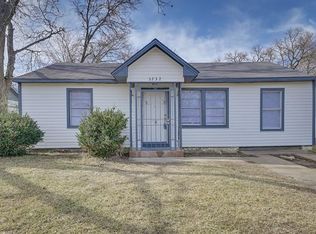 3232 Illinois Ave, Fort Worth, TX 76110