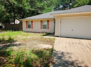 223 Runnymeade Dr, Crestview, FL 32539