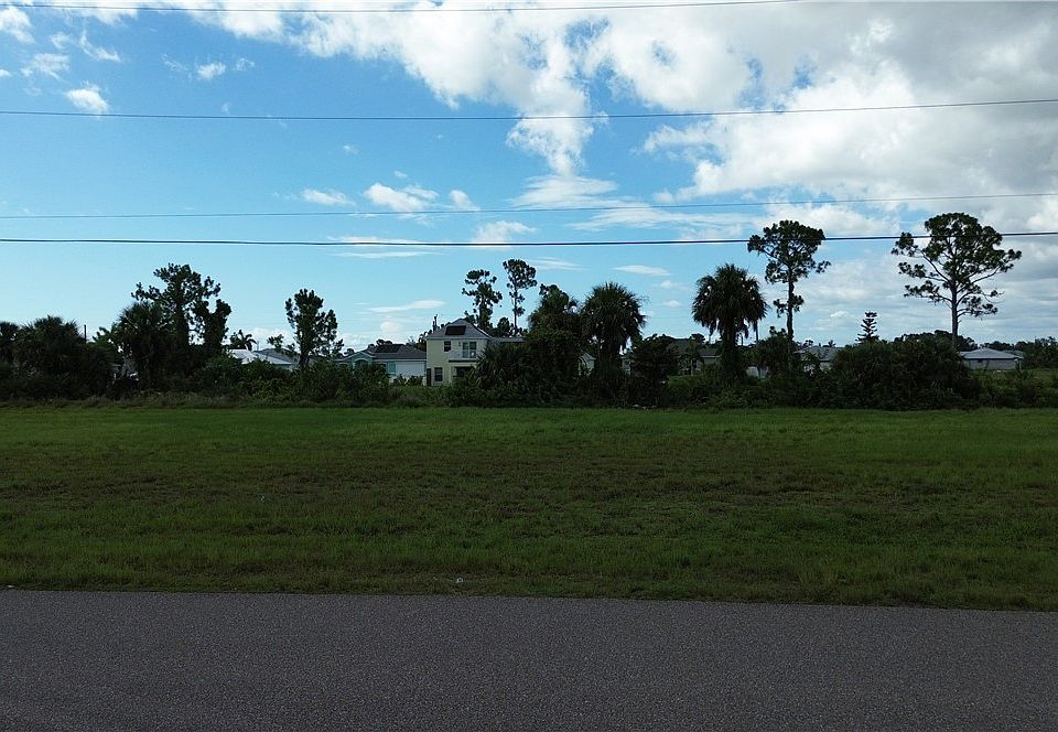 1st image of 1721 NE 33rd Ter