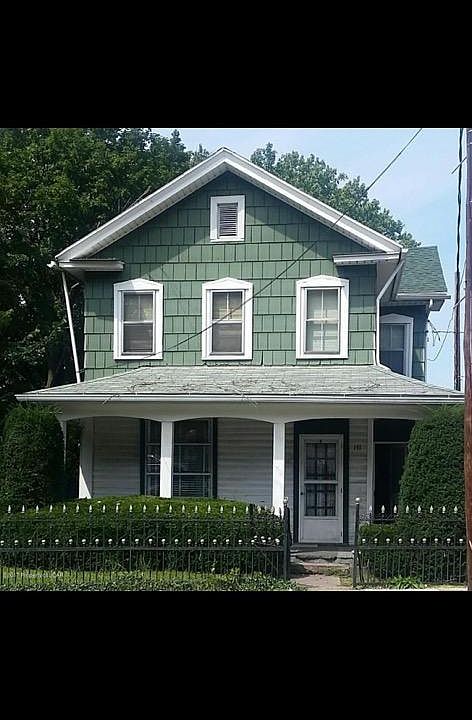 1st image of 141 N Main St