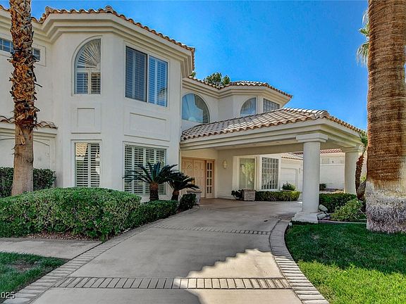 3rd image of 75 Ventana Canyon Dr