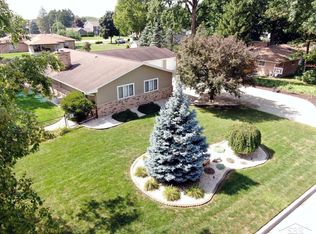 3575 W Winfield Dr, Saginaw, MI 48603