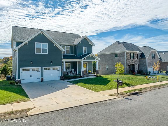 2nd image of 444 Holland Springs Dr