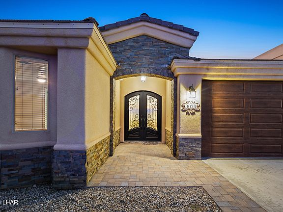 5th image of 3074 Arabian Dr