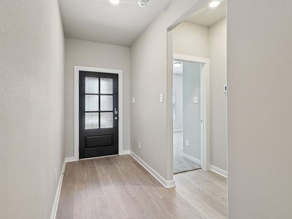 4-custom-Houston - Kingdom Heights- 2623 Clapbread Ln Rosenberg TX 77471-004.jpg