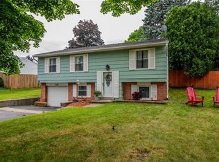 408 Alfonso Dr, Rochester, NY 14626