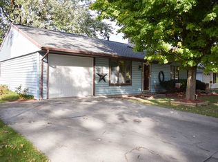 1516 Gleneagles Dr, Kokomo, IN 46902