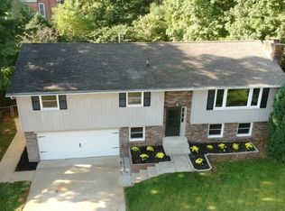 604 E Wellington Ct, Bloomington, IN