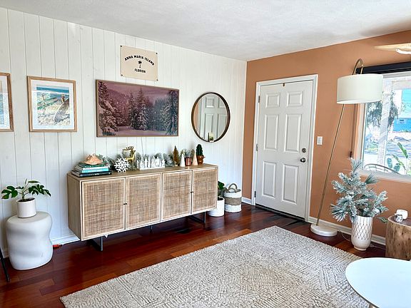 5th image of 3525 Chapel Dr