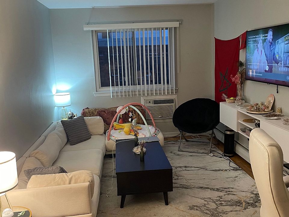 1st image of 7115 71st St #1